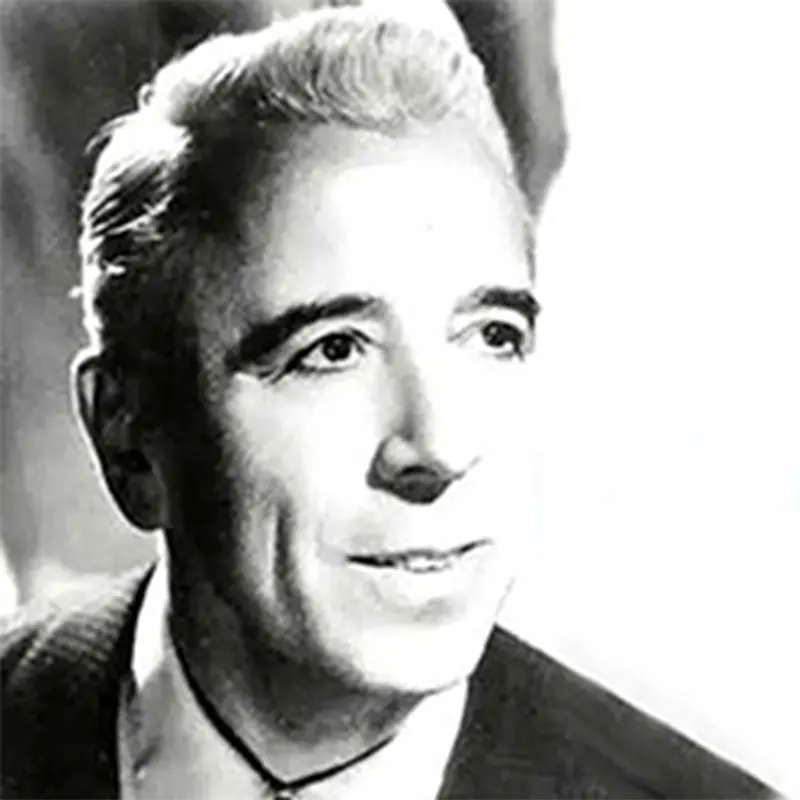 Ritratto d'archivio di Osvaldo Fresedo, direttore d'orchestra di tango argentino